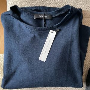 NWT GEORGIA TEE SHIRT IN
NAVY - Toit Volant Los Angeles